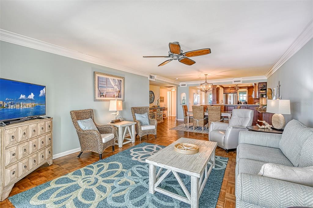 6140 MIDNIGHT PASS ROAD Unit: 208