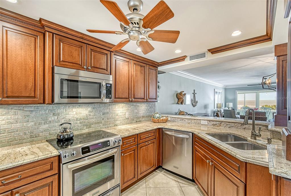 6140 MIDNIGHT PASS ROAD Unit: 208