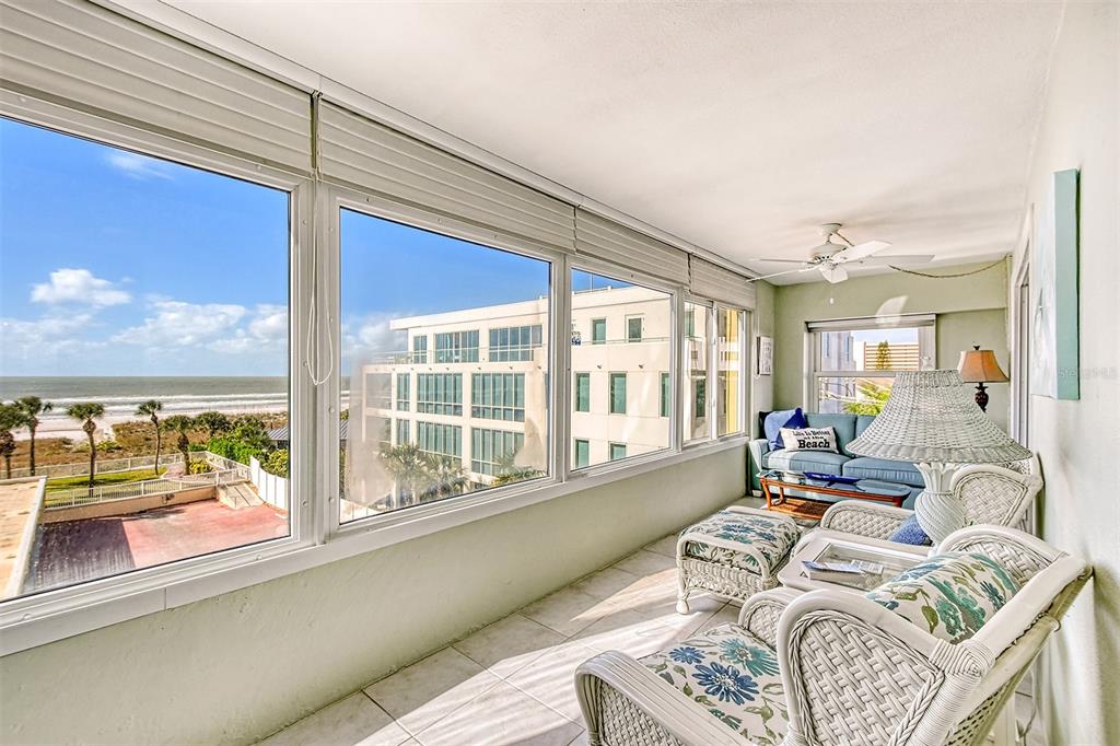 6140 MIDNIGHT PASS ROAD Unit: 208