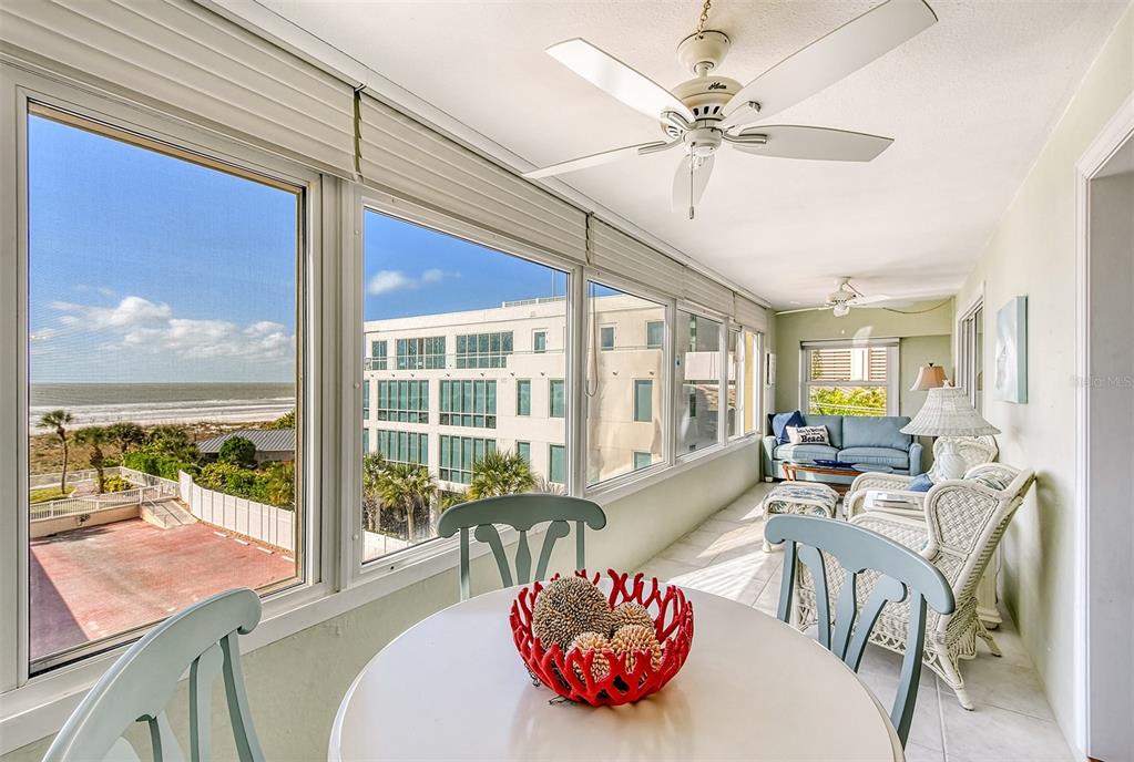 6140 MIDNIGHT PASS ROAD Unit: 208