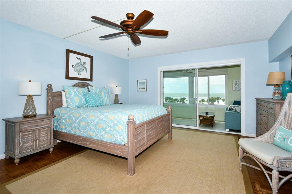 6140 MIDNIGHT PASS ROAD Unit: 208