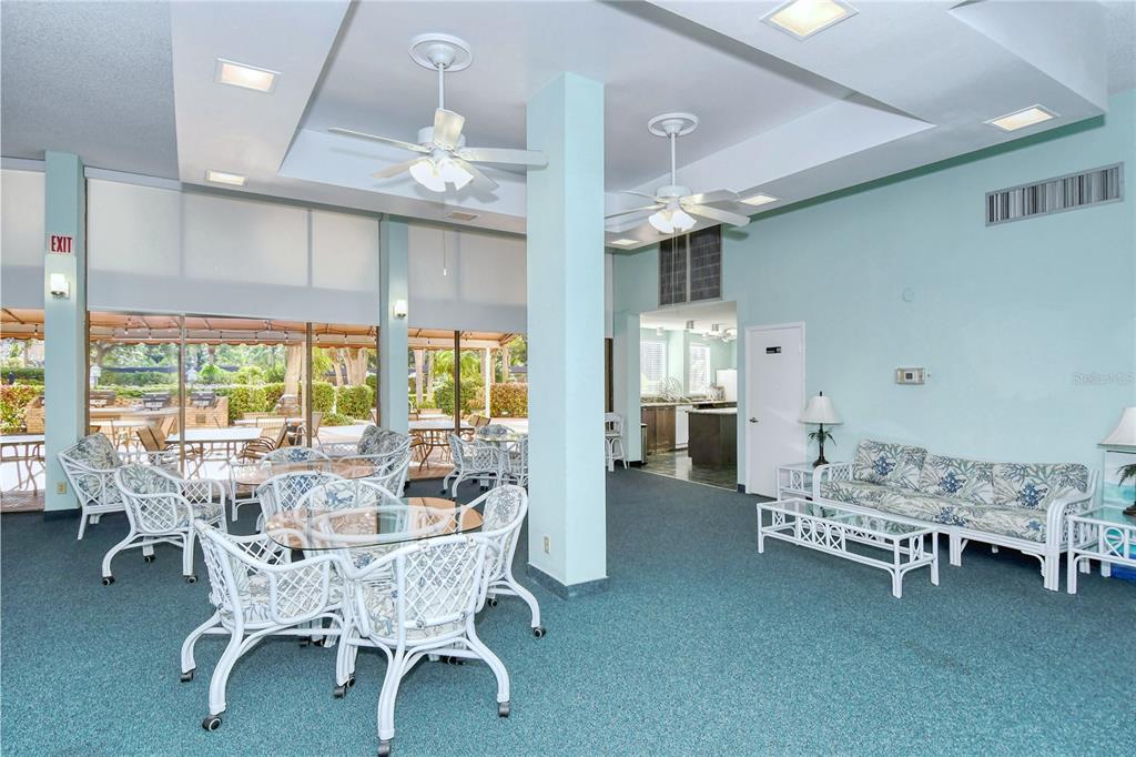 5855 MIDNIGHT PASS ROAD Unit: 528