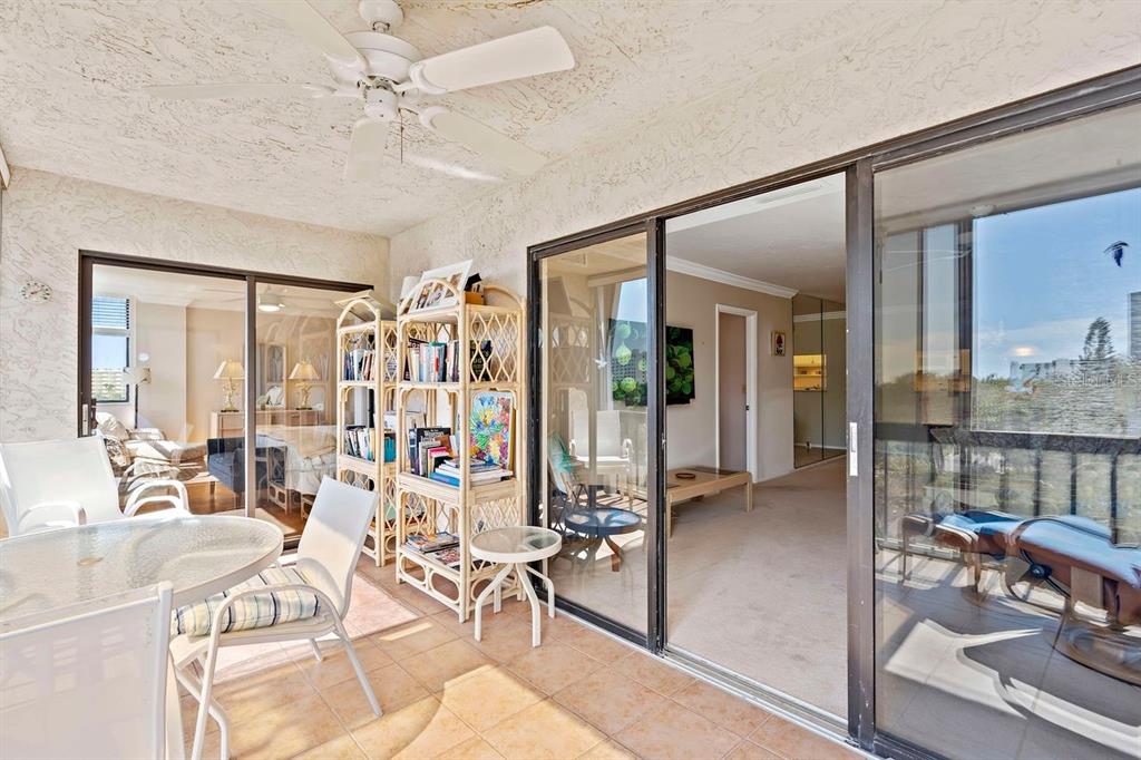 5855 MIDNIGHT PASS ROAD Unit: 528