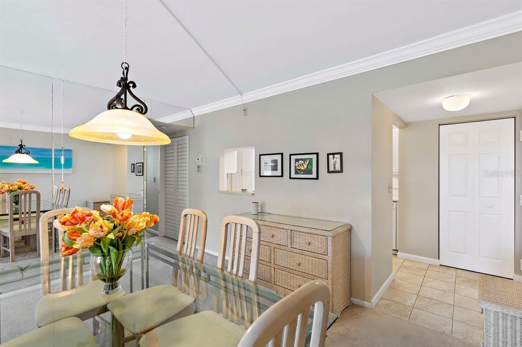 5855 MIDNIGHT PASS ROAD Unit: 528