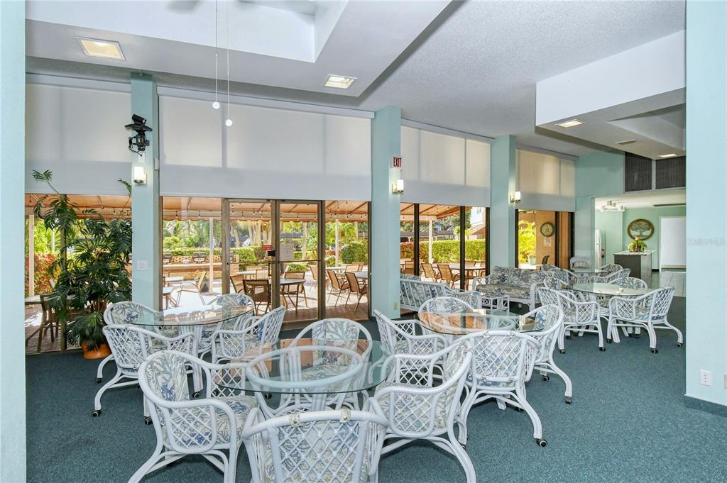 5855 MIDNIGHT PASS ROAD Unit: 528