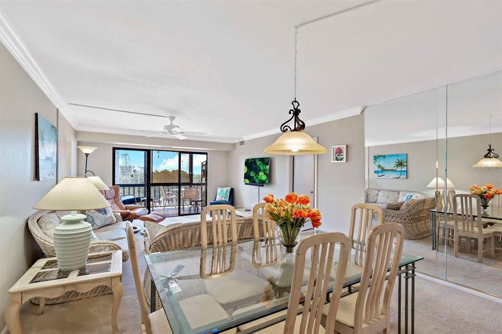 5855 MIDNIGHT PASS ROAD Unit: 528