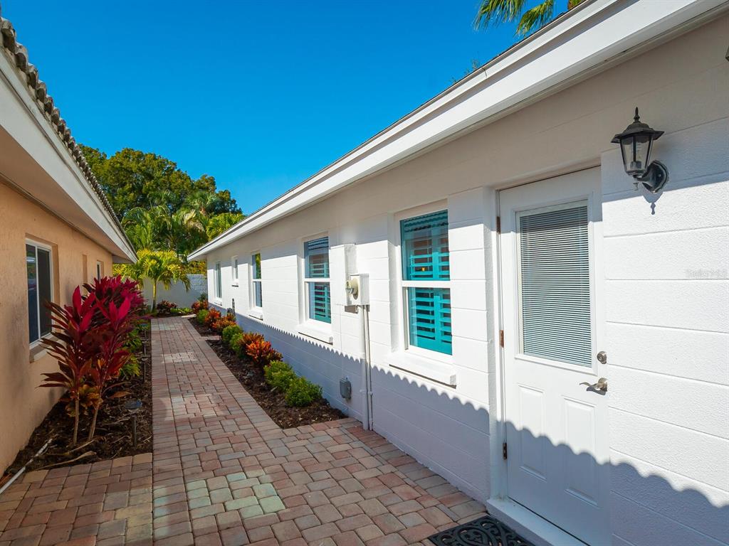 1333 MOONMIST DRIVE Unit: T-8