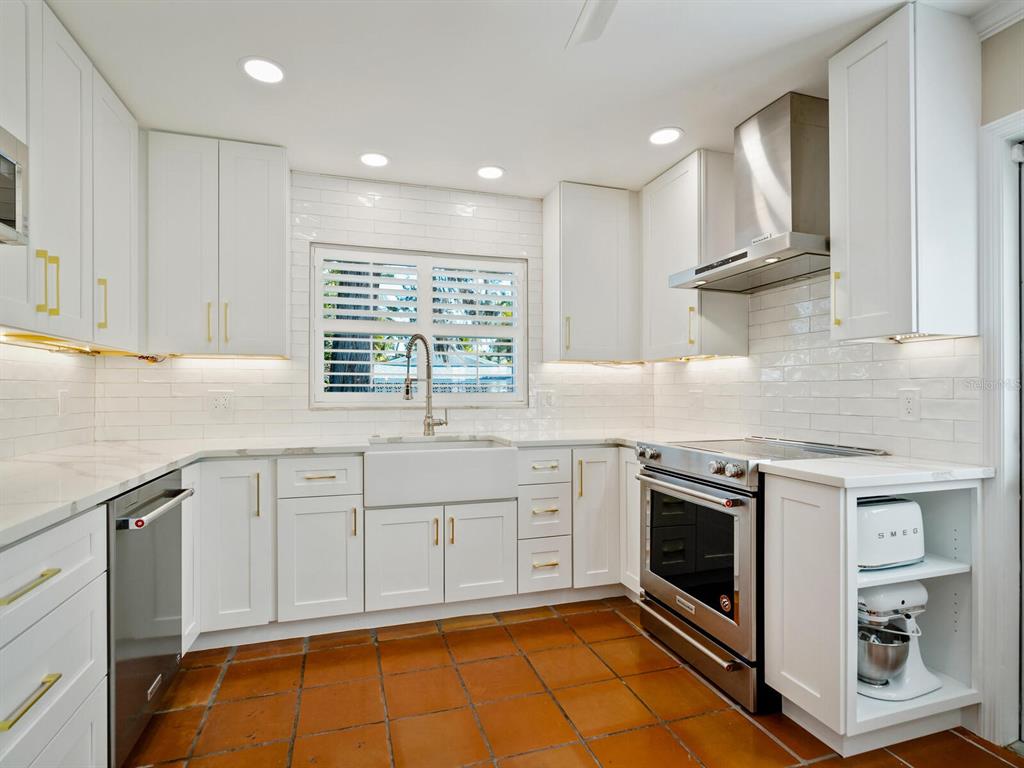1333 MOONMIST DRIVE Unit: T-8