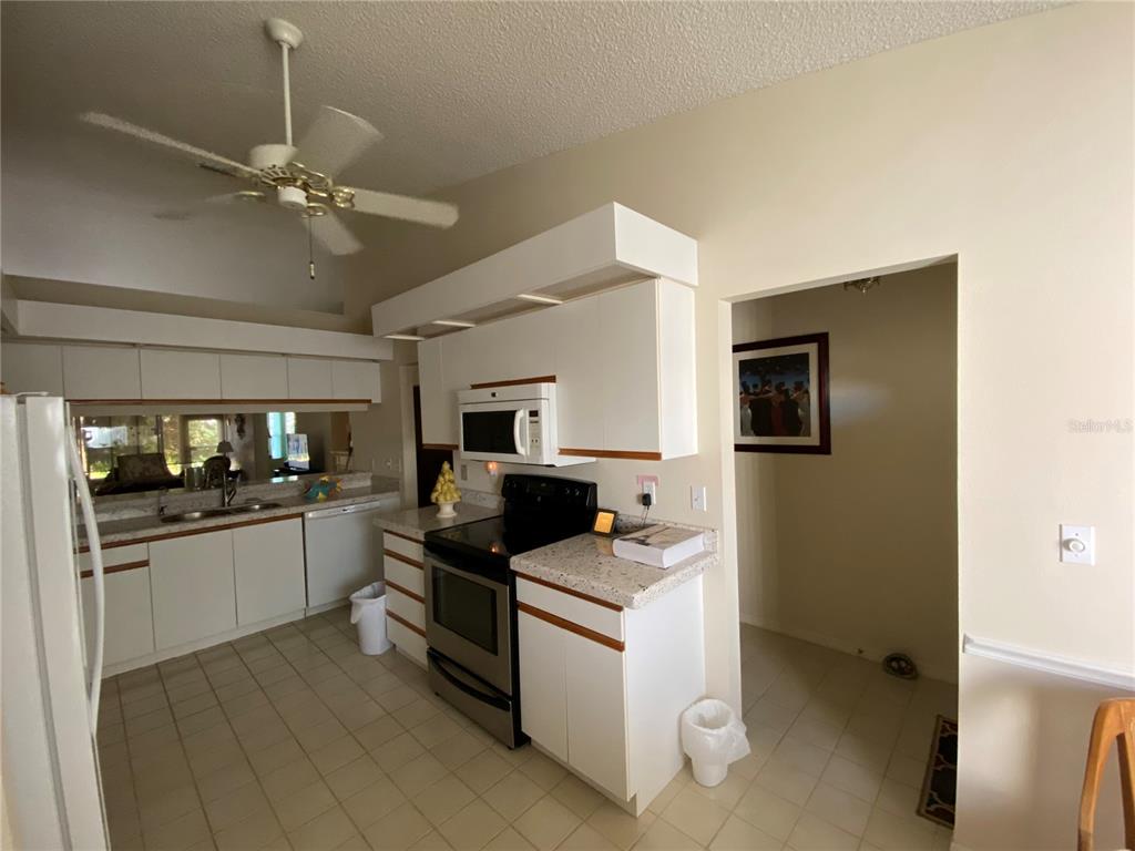 4241 MARSEILLES AVENUE Unit: 3228