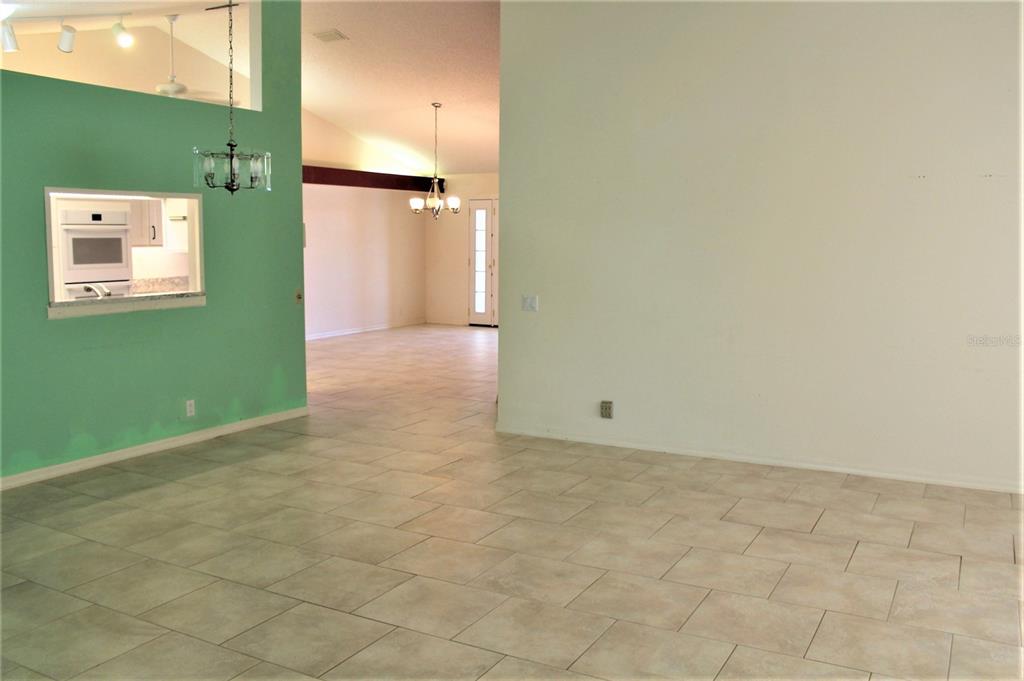 4155 BRITTANY LANE Unit: 22