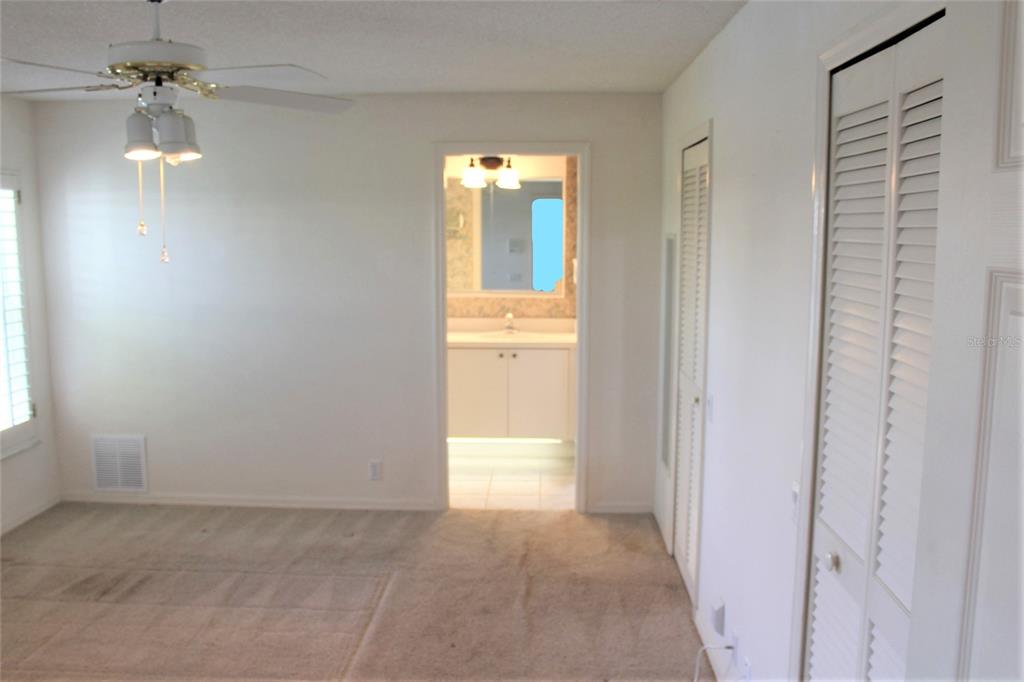 4155 BRITTANY LANE Unit: 22