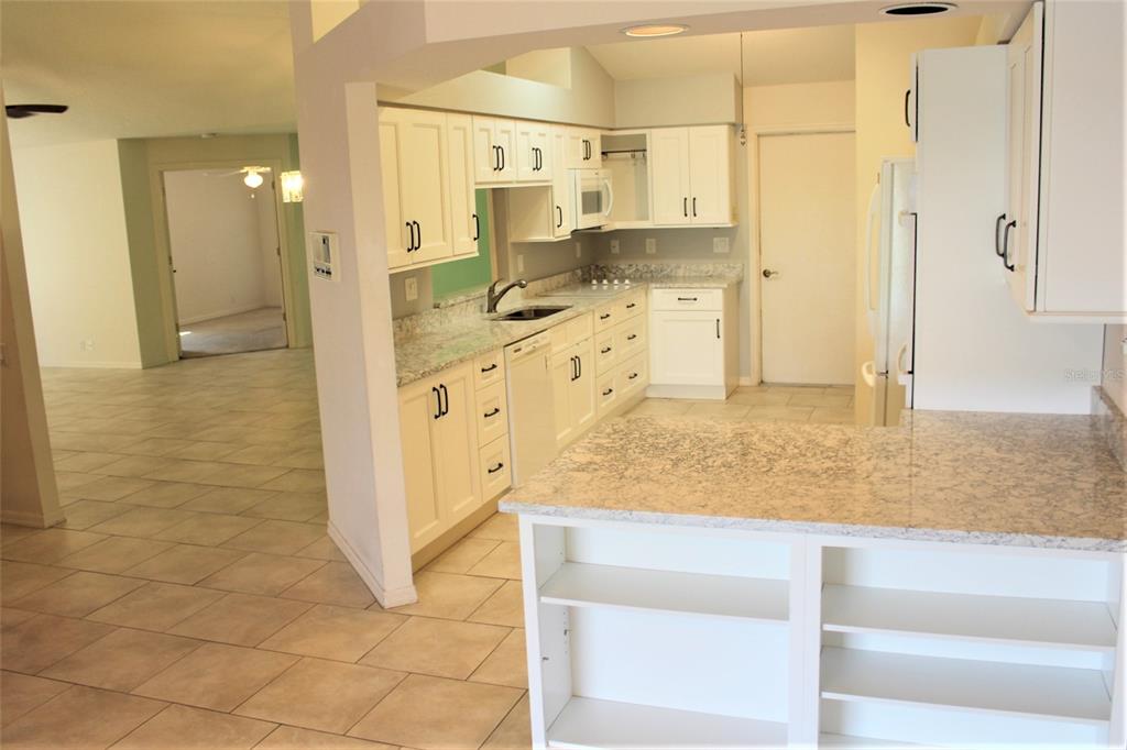 4155 BRITTANY LANE Unit: 22