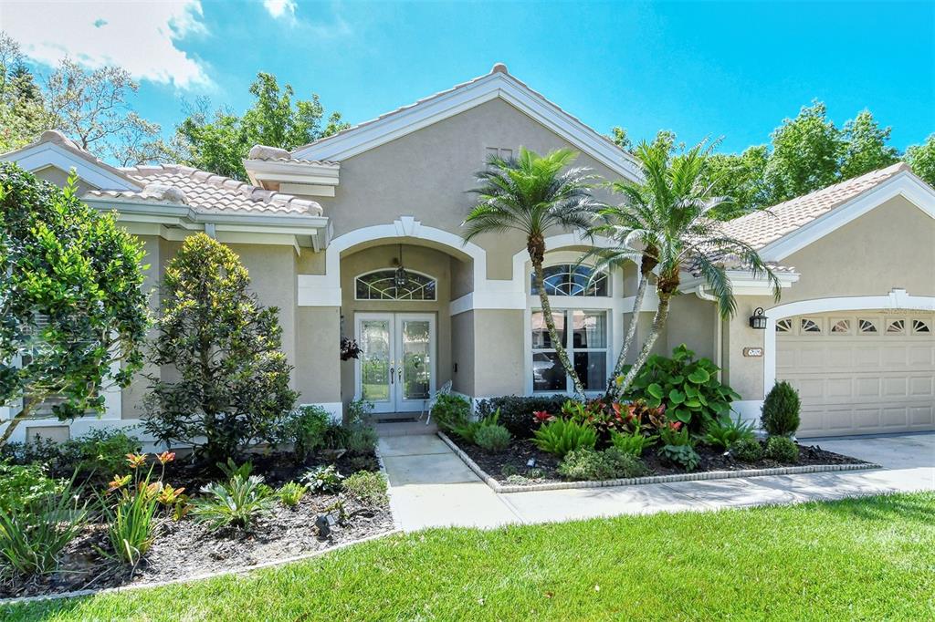 6752 HICKORY HAMMOCK CIRCLE
