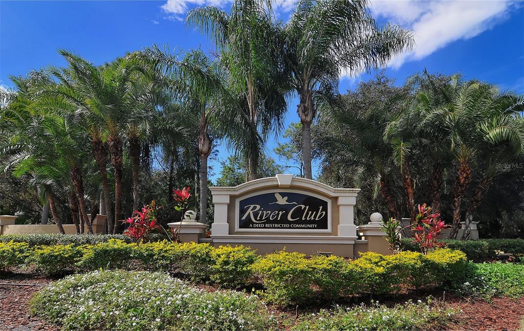 6752 HICKORY HAMMOCK CIRCLE