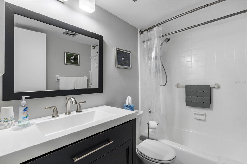 8625 MIDNIGHT PASS ROAD Unit: B104