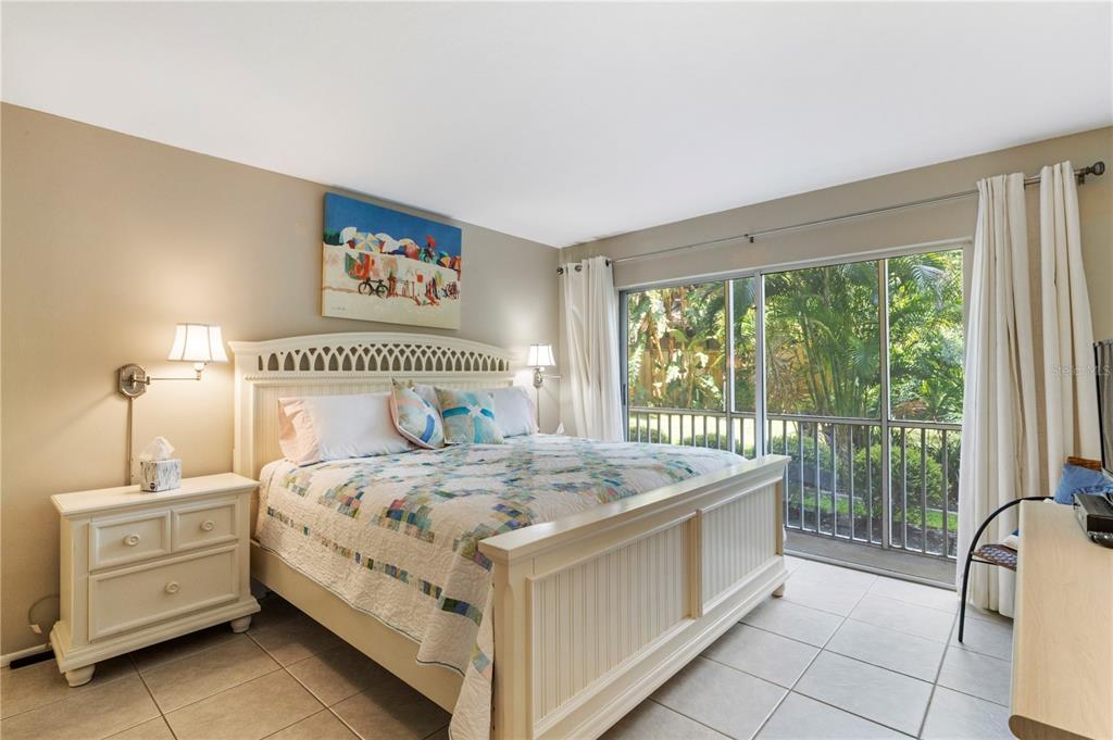 8625 MIDNIGHT PASS ROAD Unit: B104