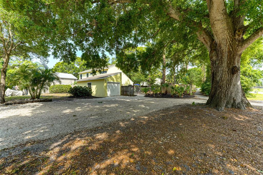 3179 MAIDEN LANE