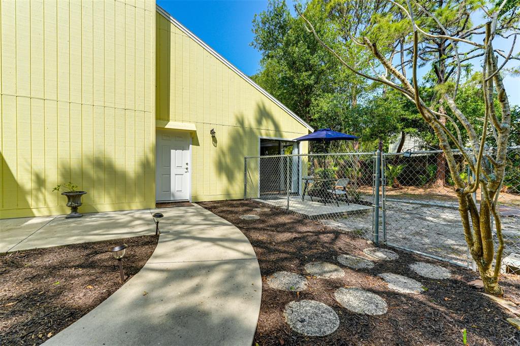 3179 MAIDEN LANE