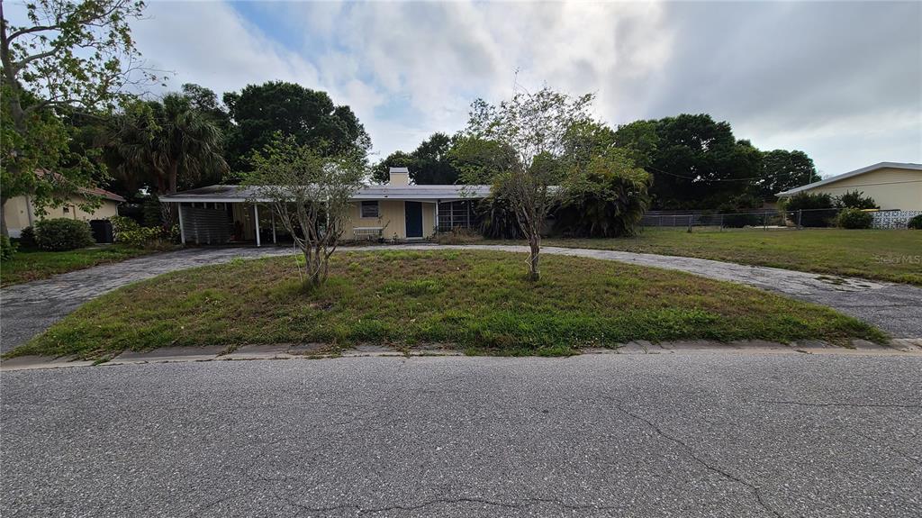 2512 JEFFERSON CIRCLE