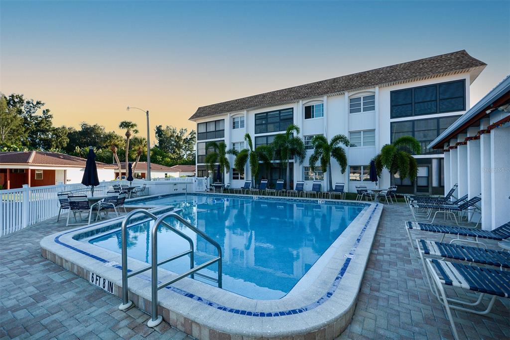 6727 MIDNIGHT PASS ROAD Unit: 308A