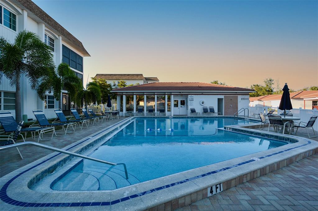 6727 MIDNIGHT PASS ROAD Unit: 308A