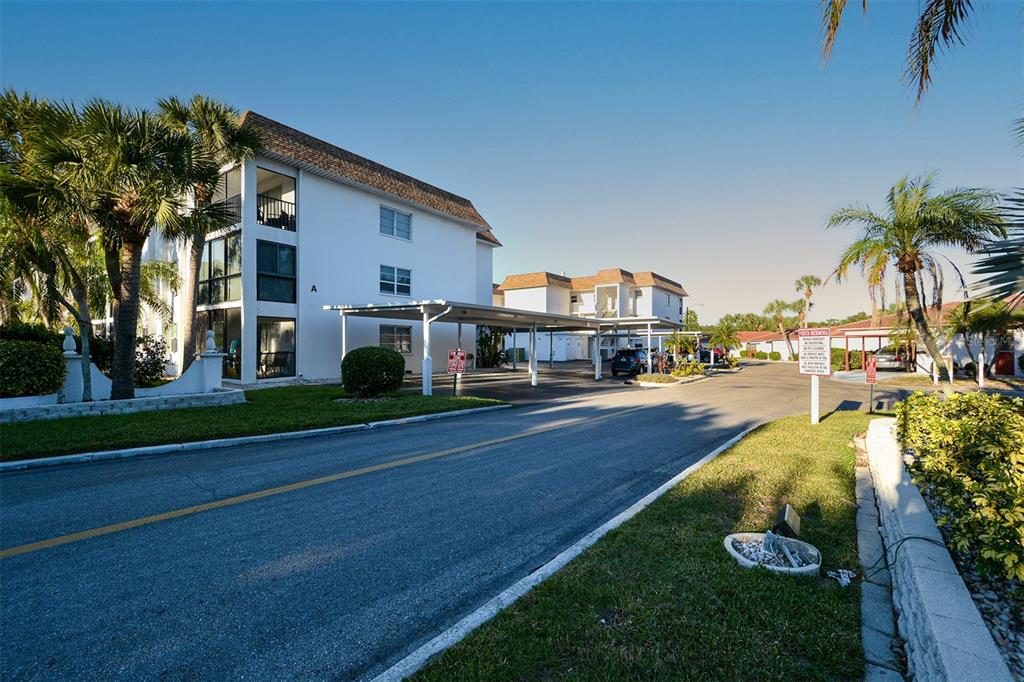 6727 MIDNIGHT PASS ROAD Unit: 308A
