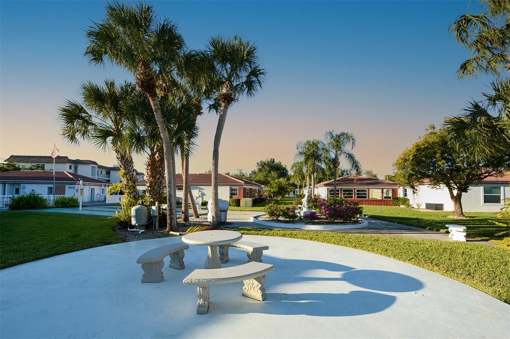 6727 MIDNIGHT PASS ROAD Unit: 308A