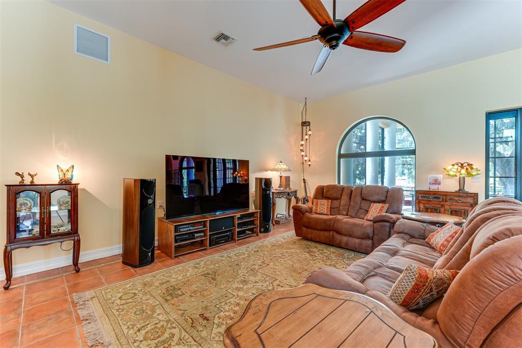7254 BRIDLE PATH WAY