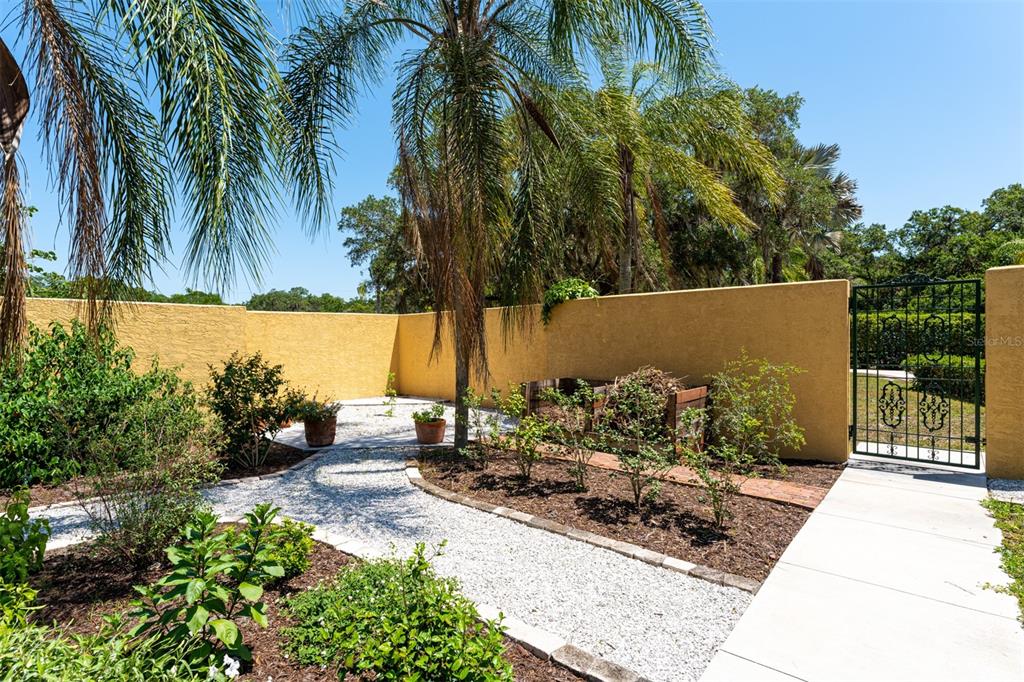 7254 BRIDLE PATH WAY