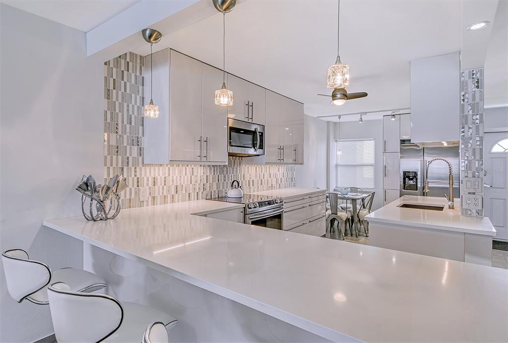 20 WHISPERING SANDS DRIVE Unit: 903
