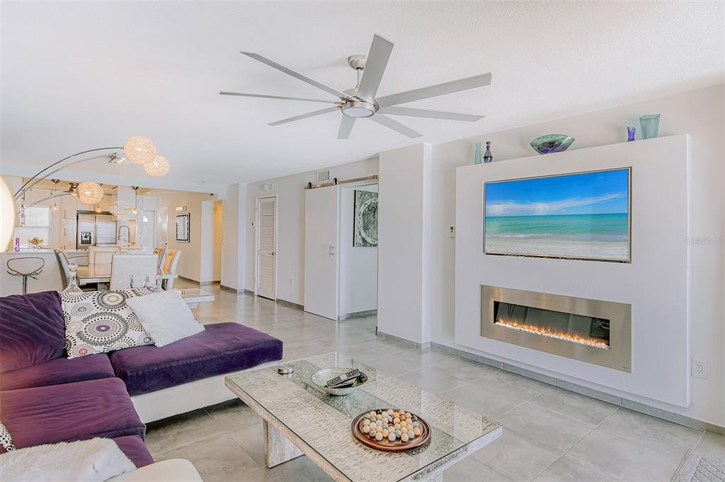 20 WHISPERING SANDS DRIVE Unit: 903
