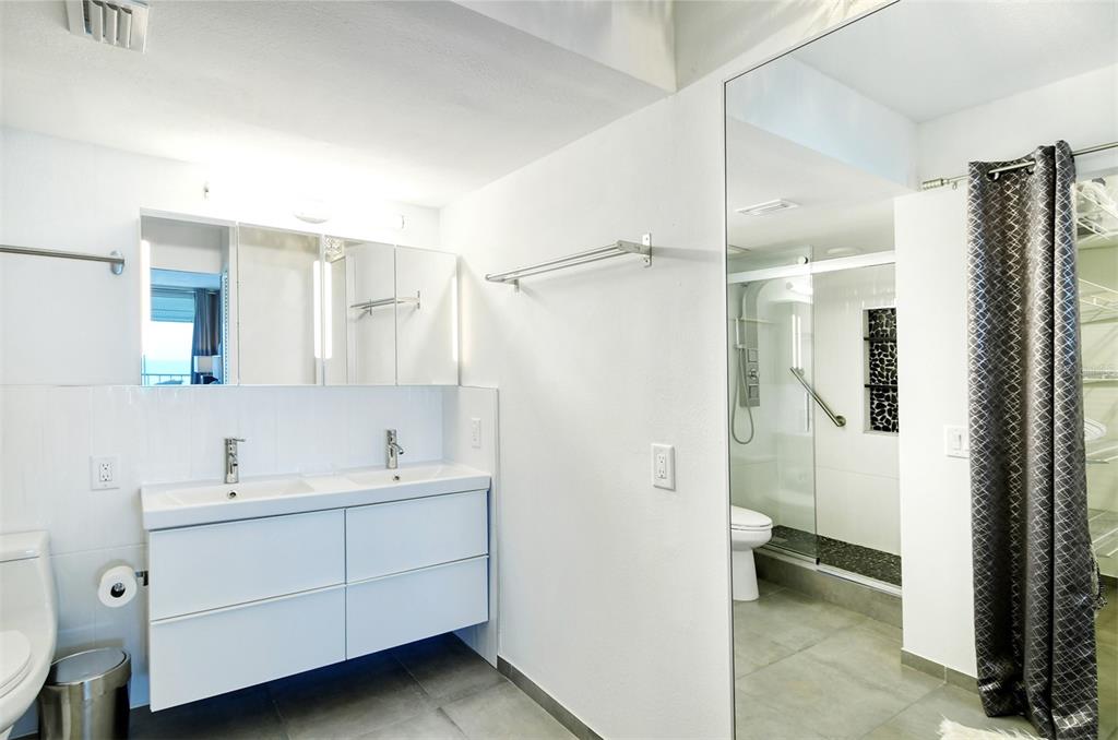 20 WHISPERING SANDS DRIVE Unit: 903