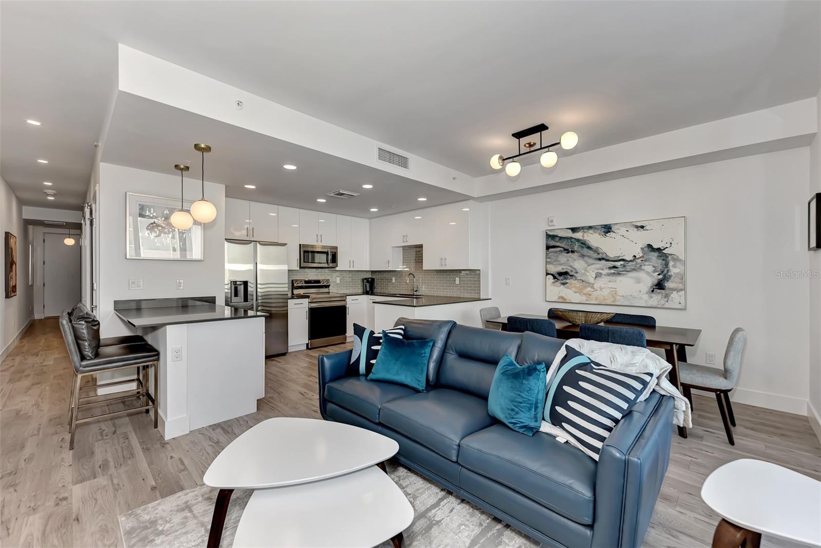 1703 N TAMIAMI TRAIL Unit: B307