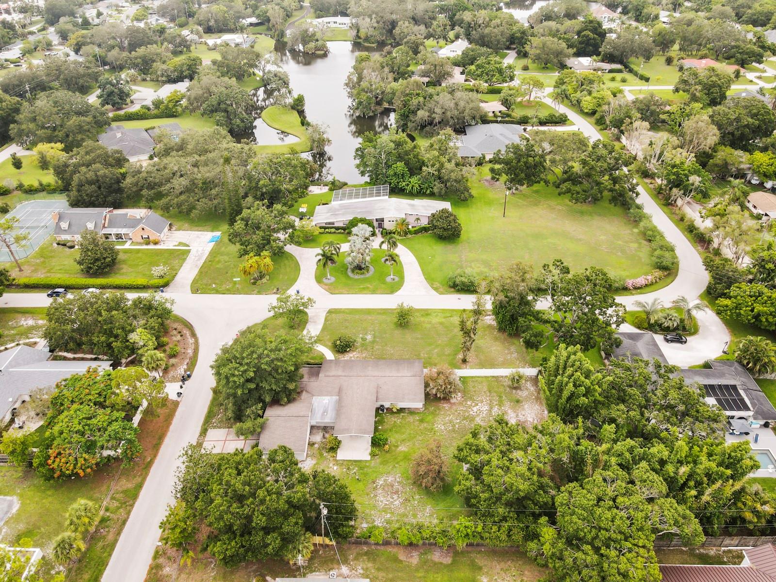 3831 E FOREST LAKE DRIVE