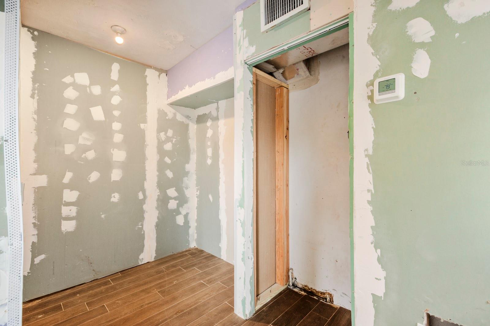 3831 E FOREST LAKE DRIVE