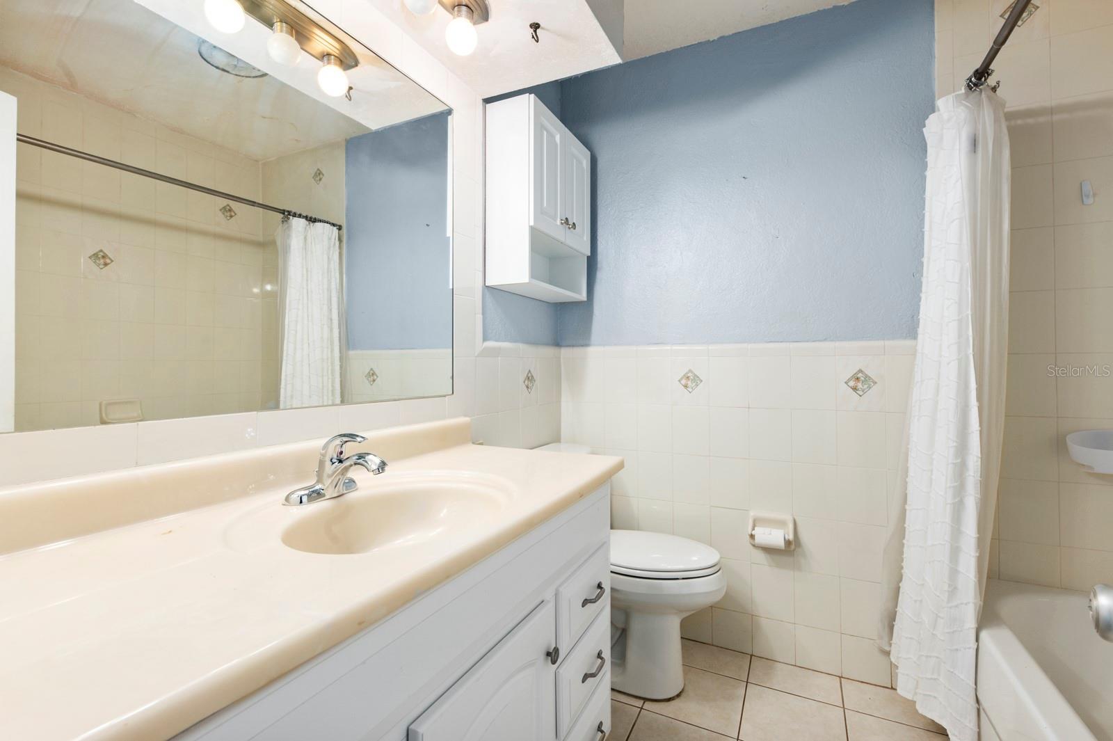 3831 E FOREST LAKE DRIVE