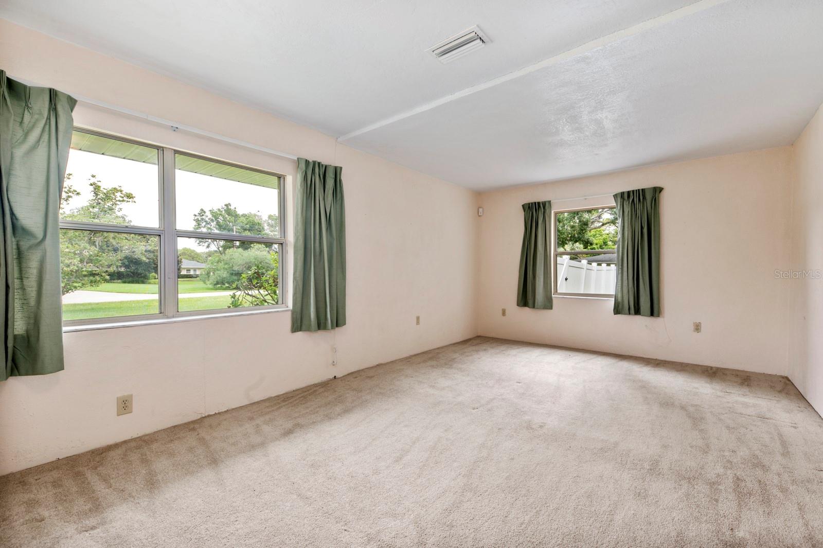 3831 E FOREST LAKE DRIVE