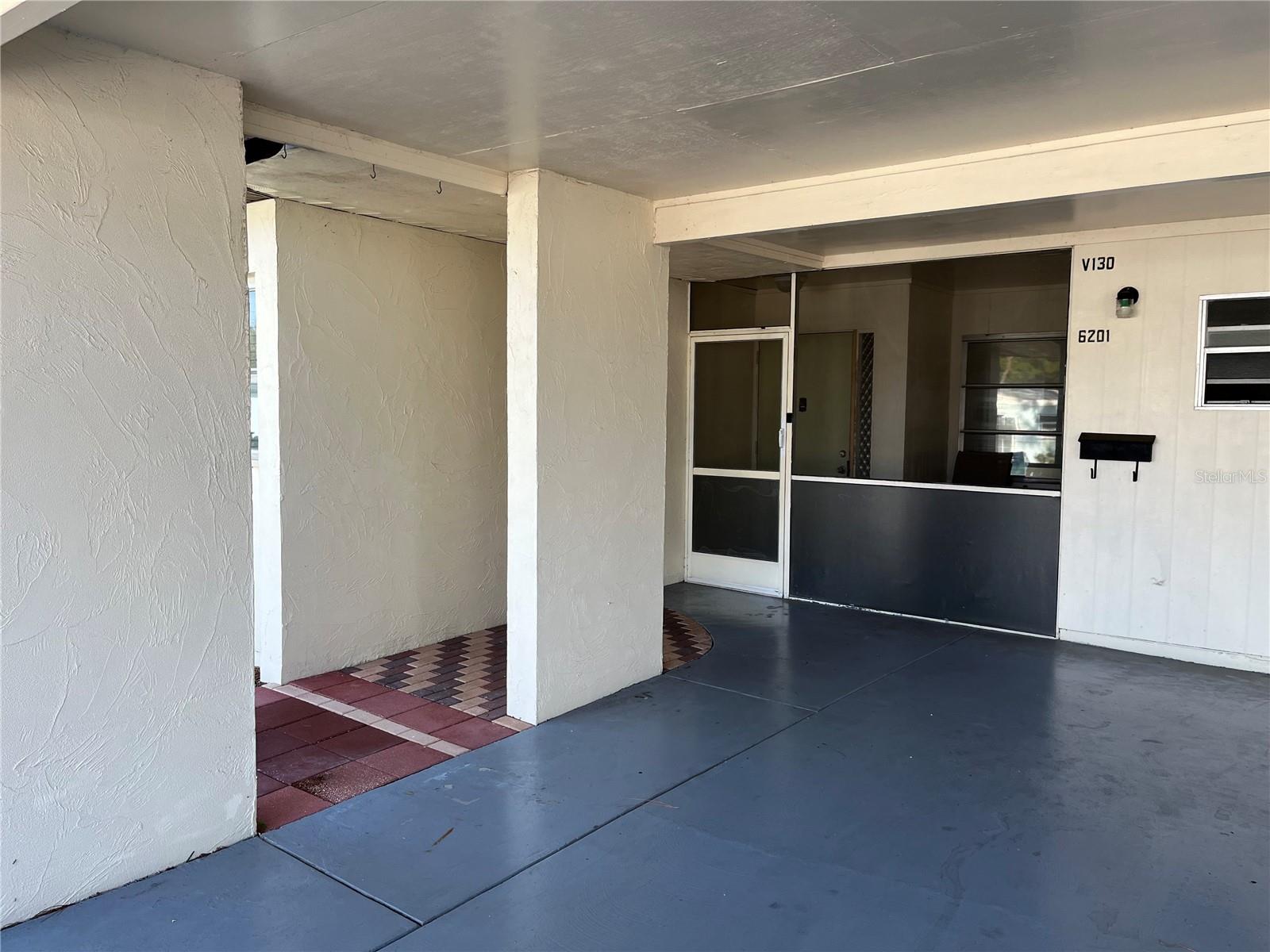6201 GREEN VIEW DRIVE Unit: 130