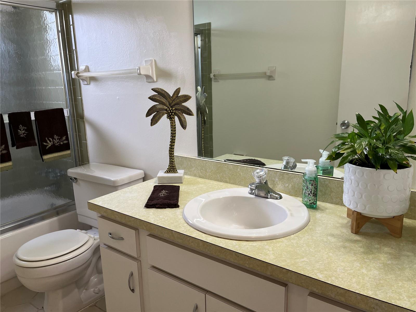 6201 GREEN VIEW DRIVE Unit: 130