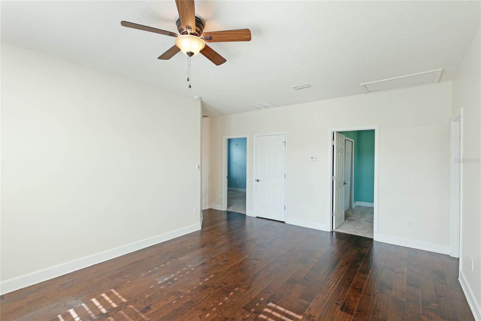 8478 NANDINA DRIVE