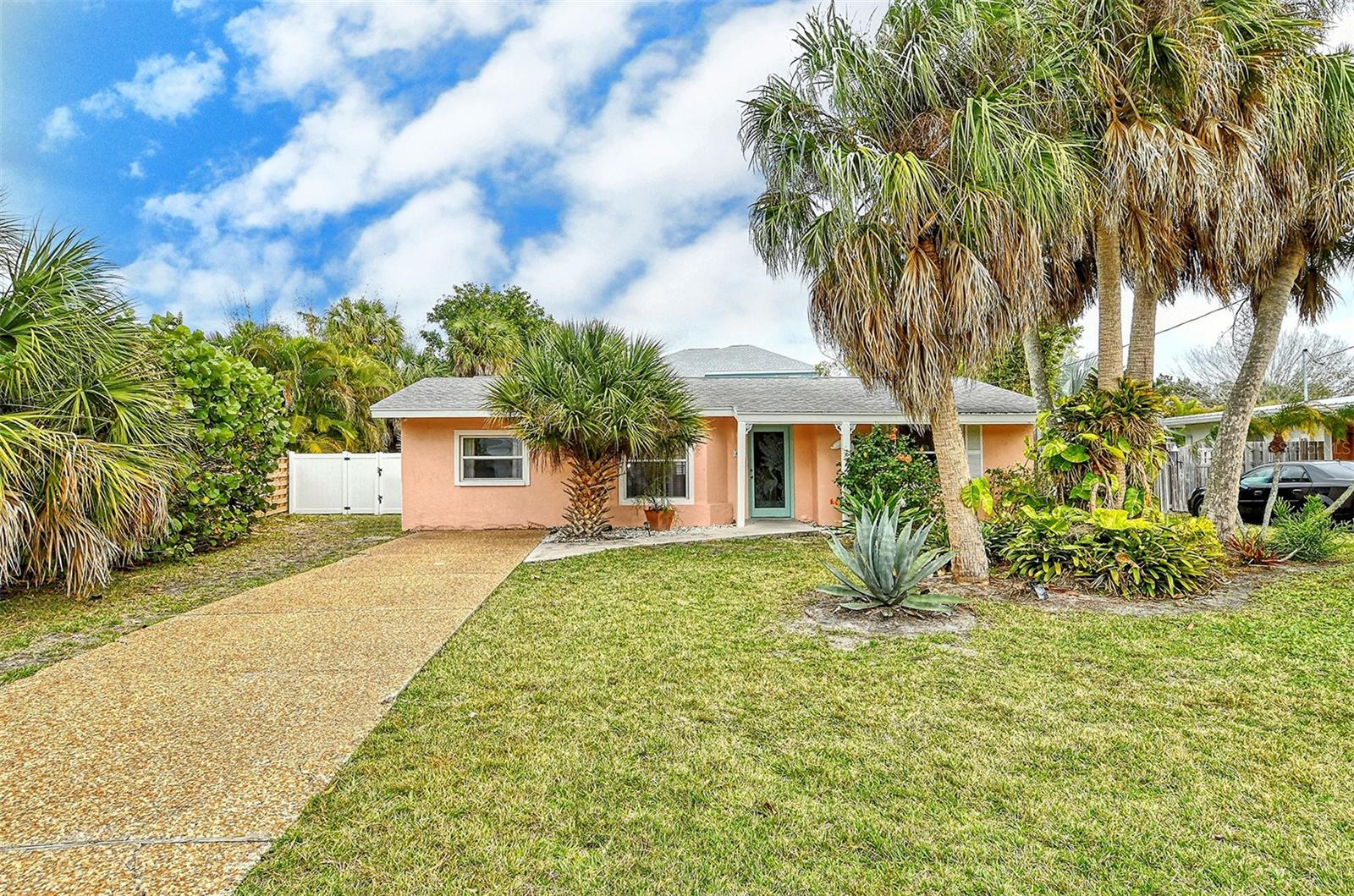 437 SW ISLAND CIRCLE