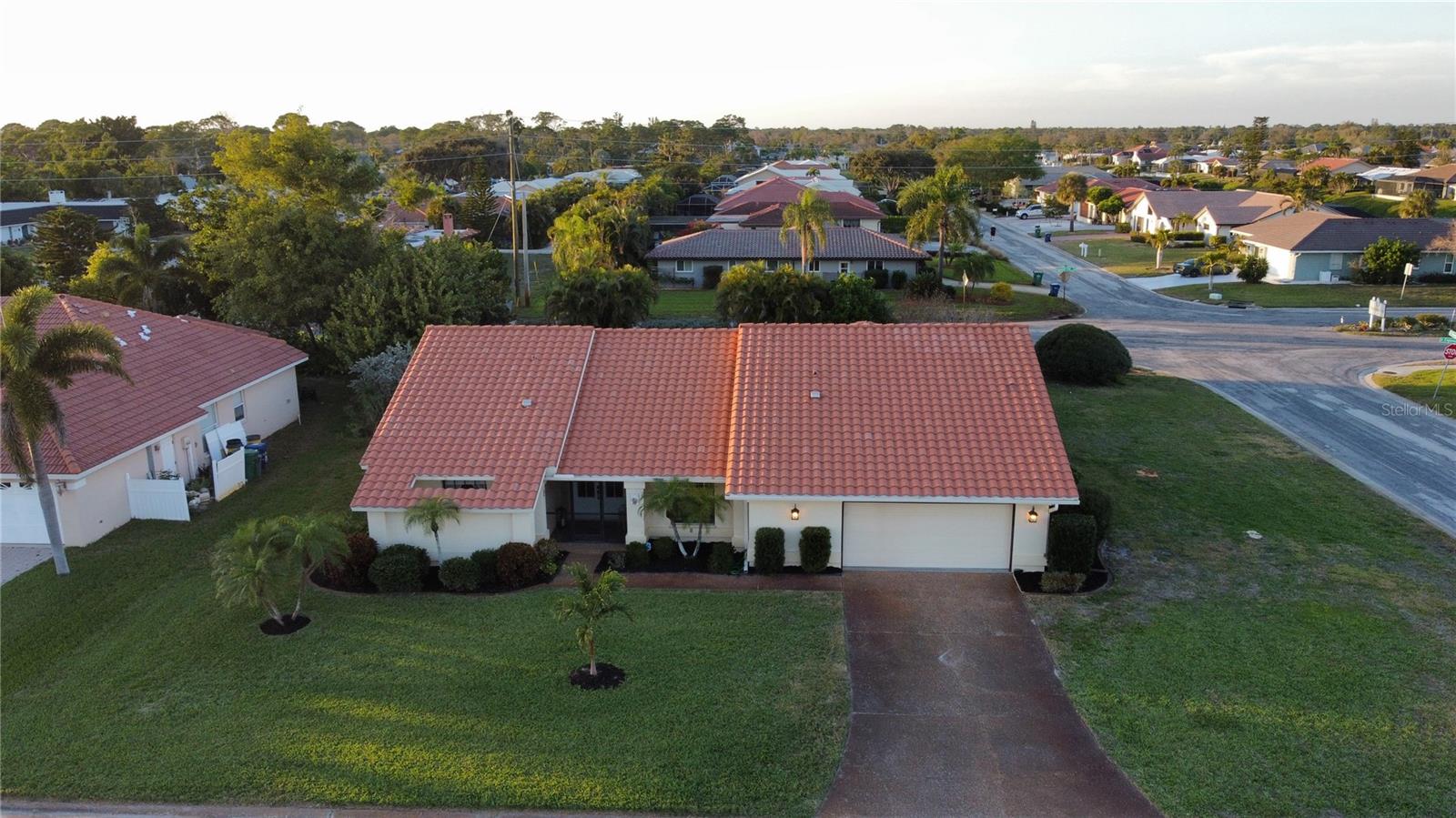 328 EDEN DR