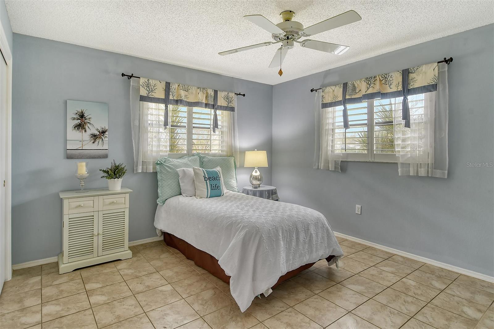 328 EDEN DR