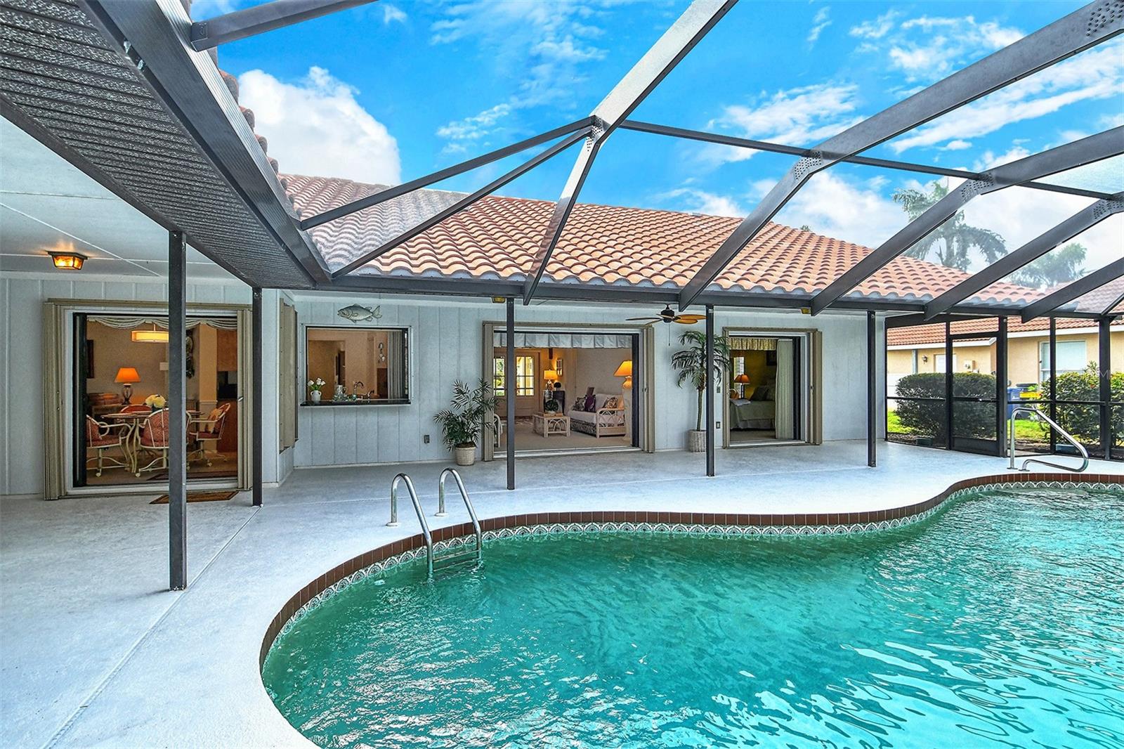 328 EDEN DR