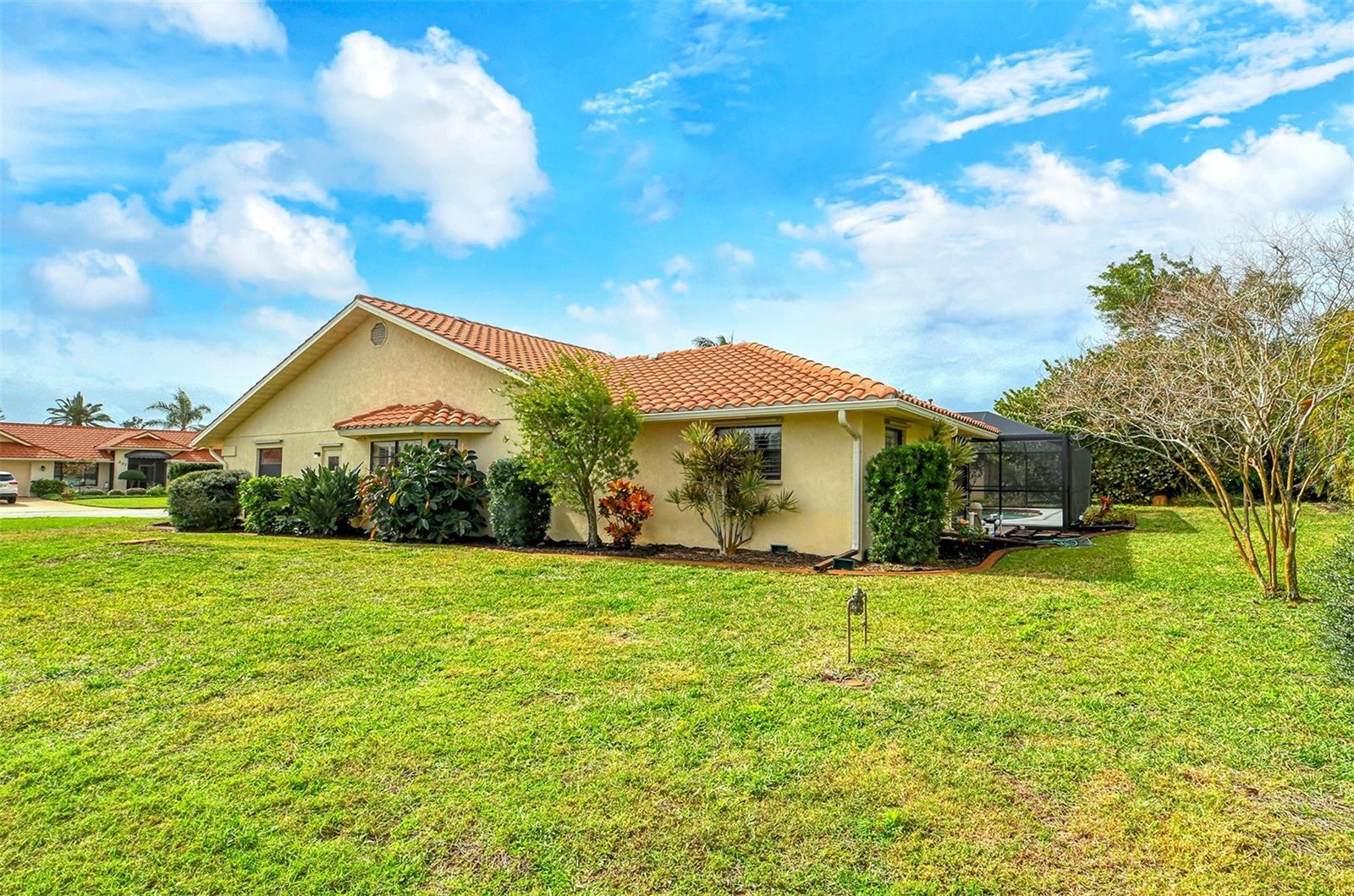 328 EDEN DR