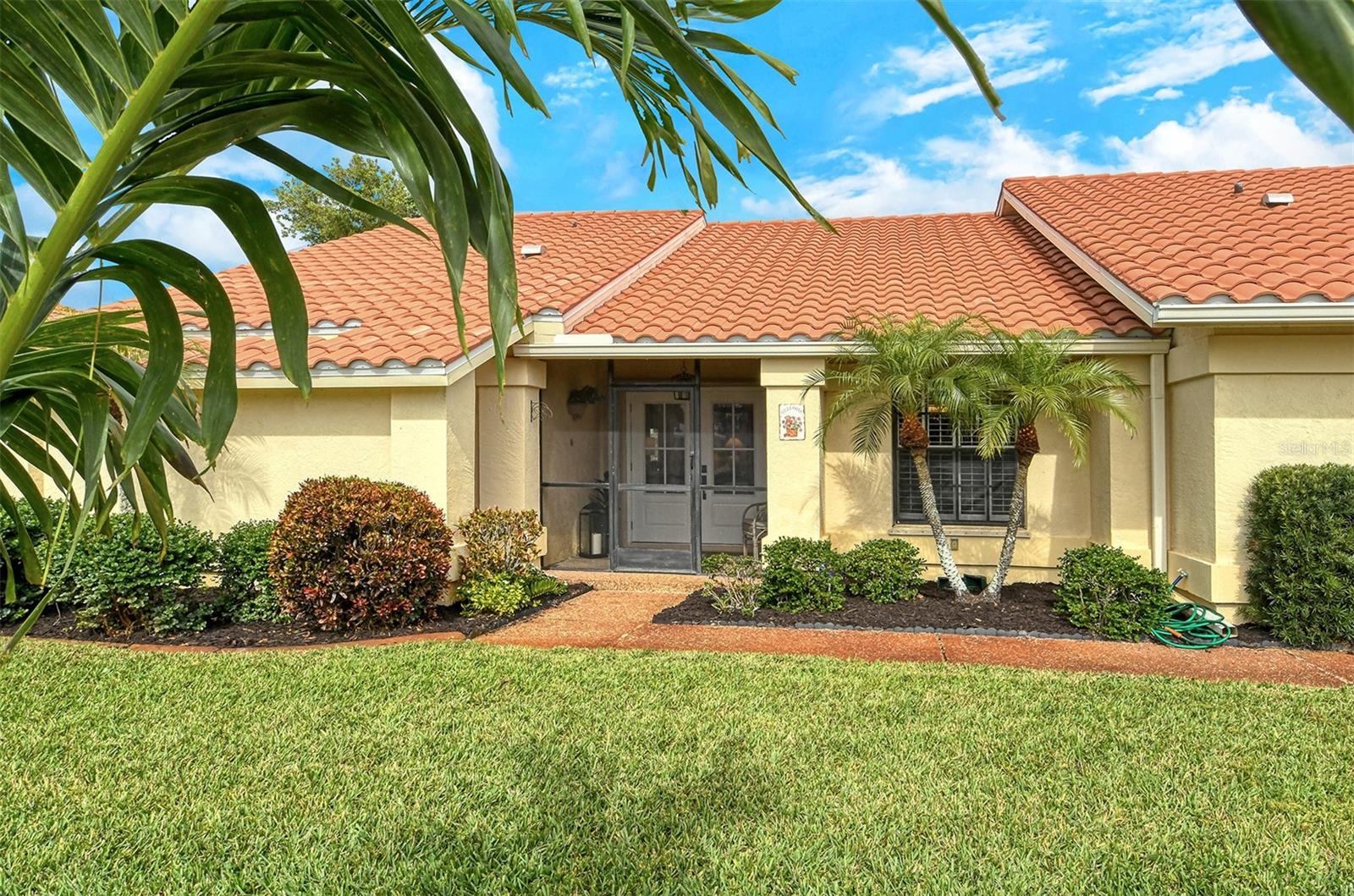 328 EDEN DR