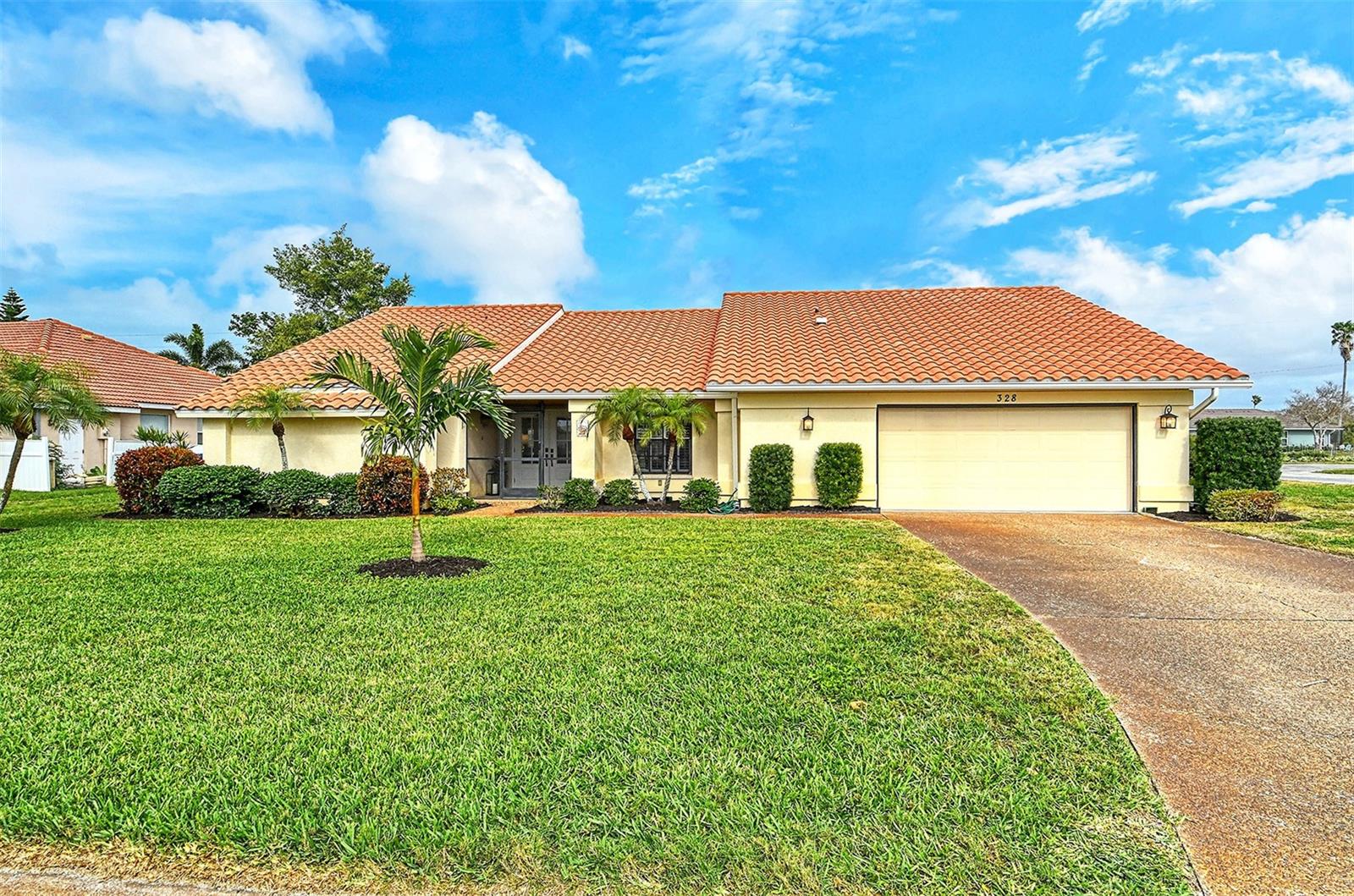 328 EDEN DR