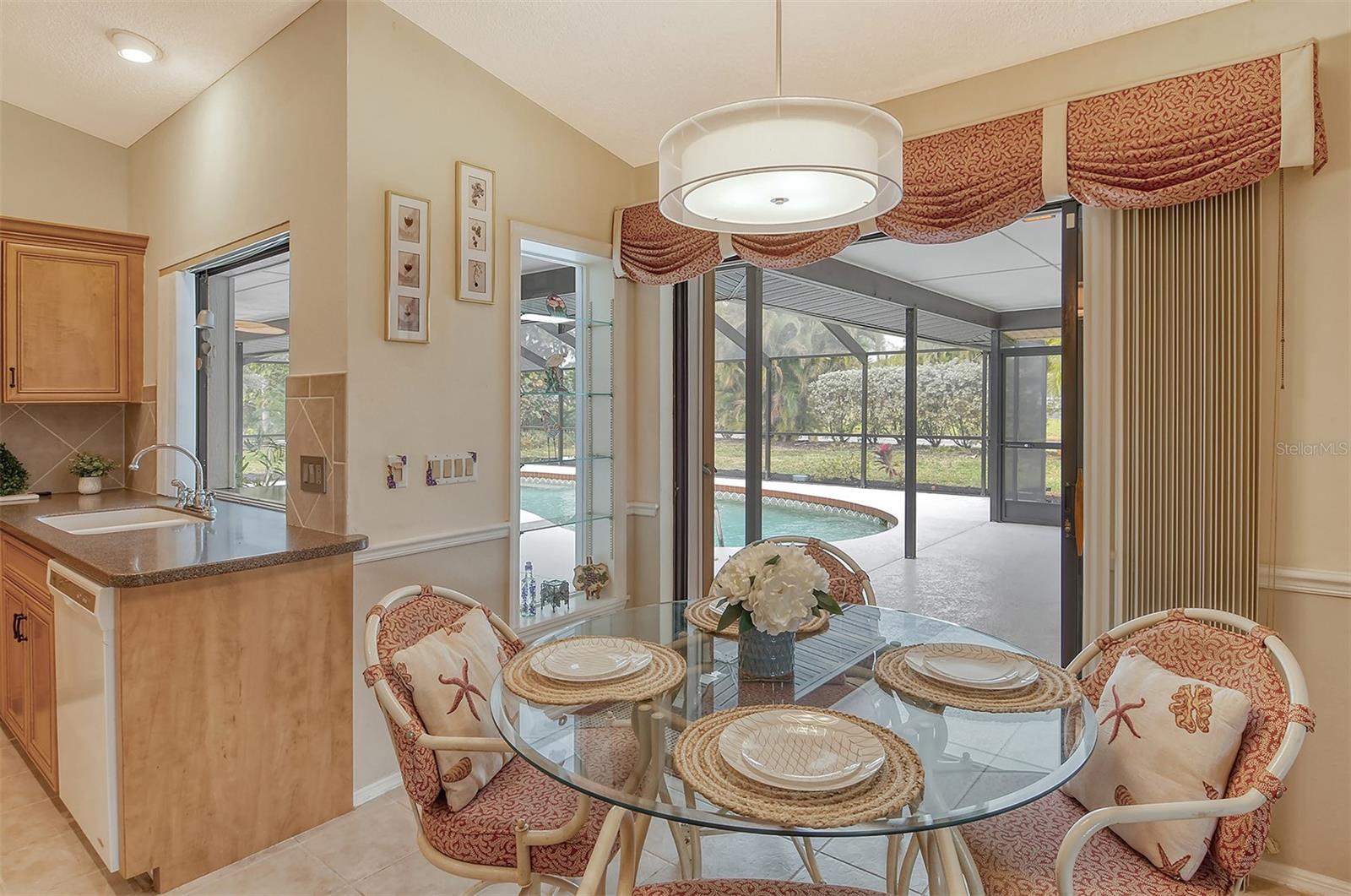 328 EDEN DR