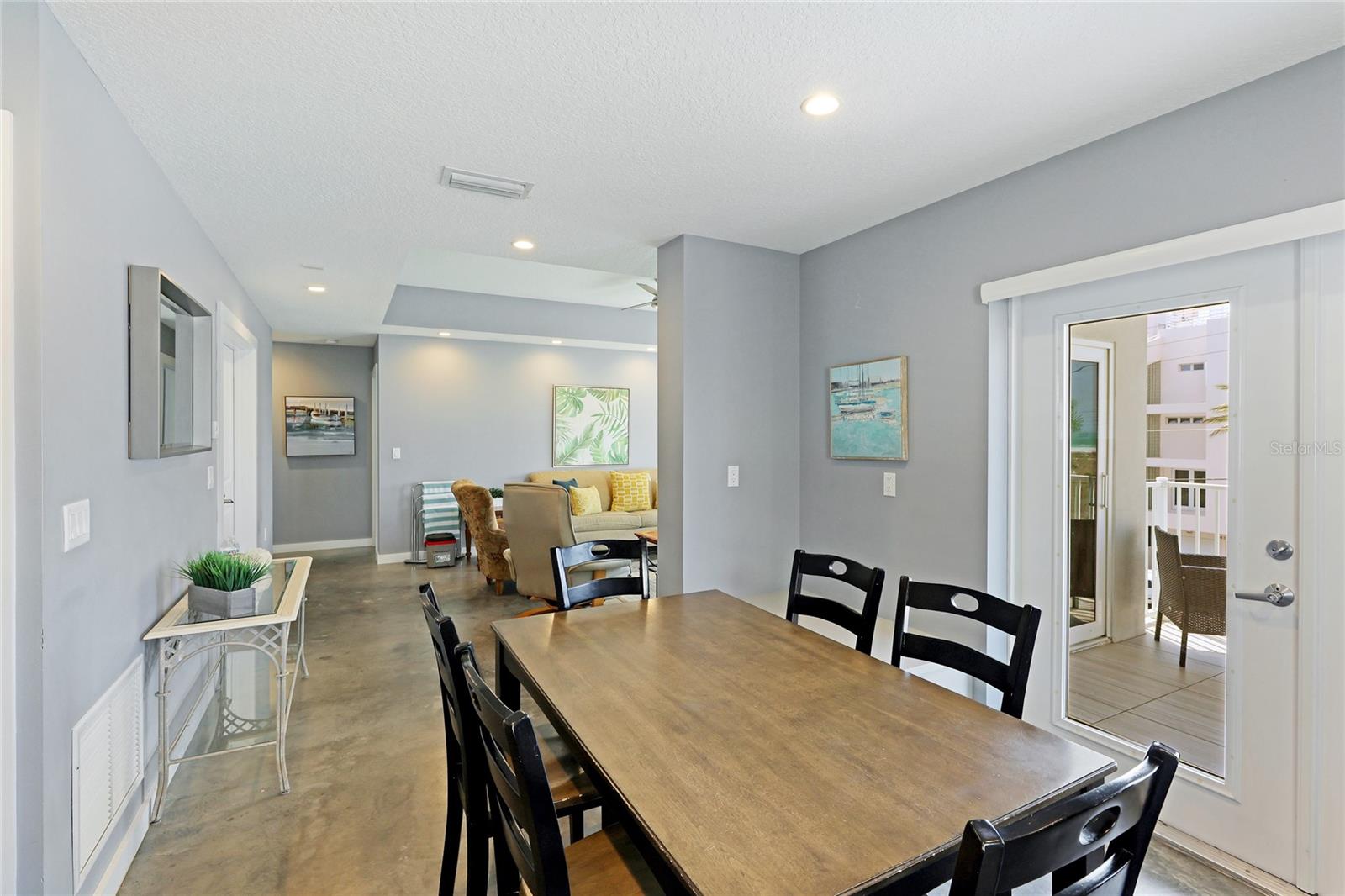 645 BEACH RD
