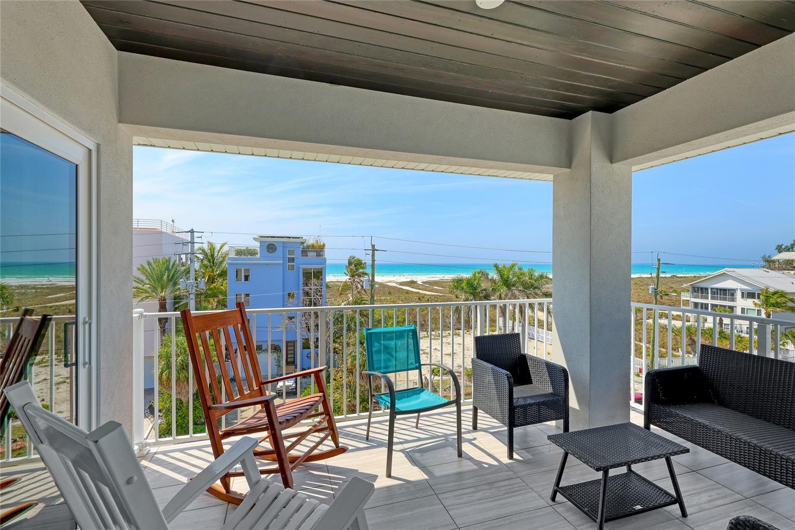 645 BEACH RD